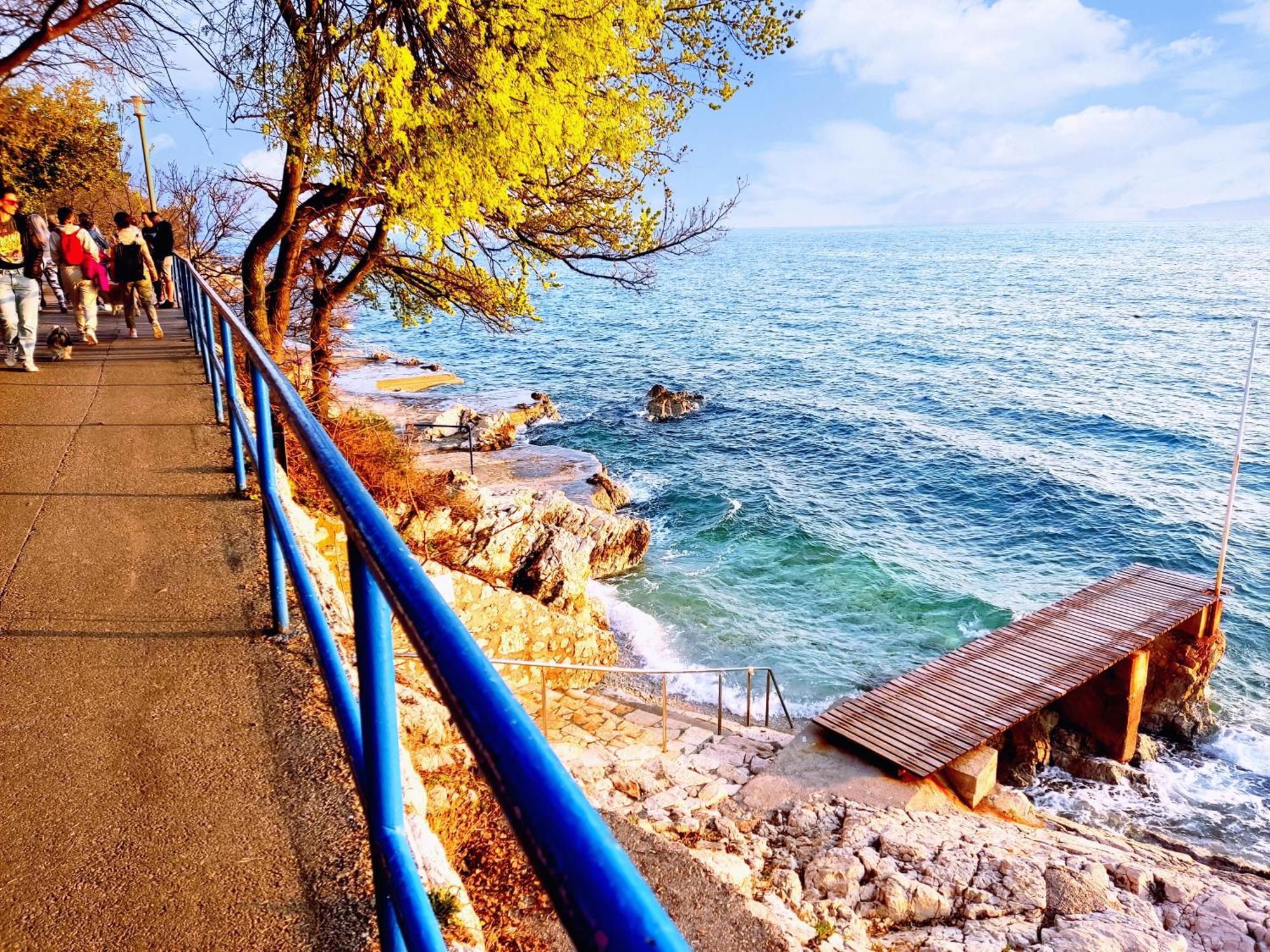 Apartman Pelcic,With Wifi And Free Parking Kostrena Rum bild