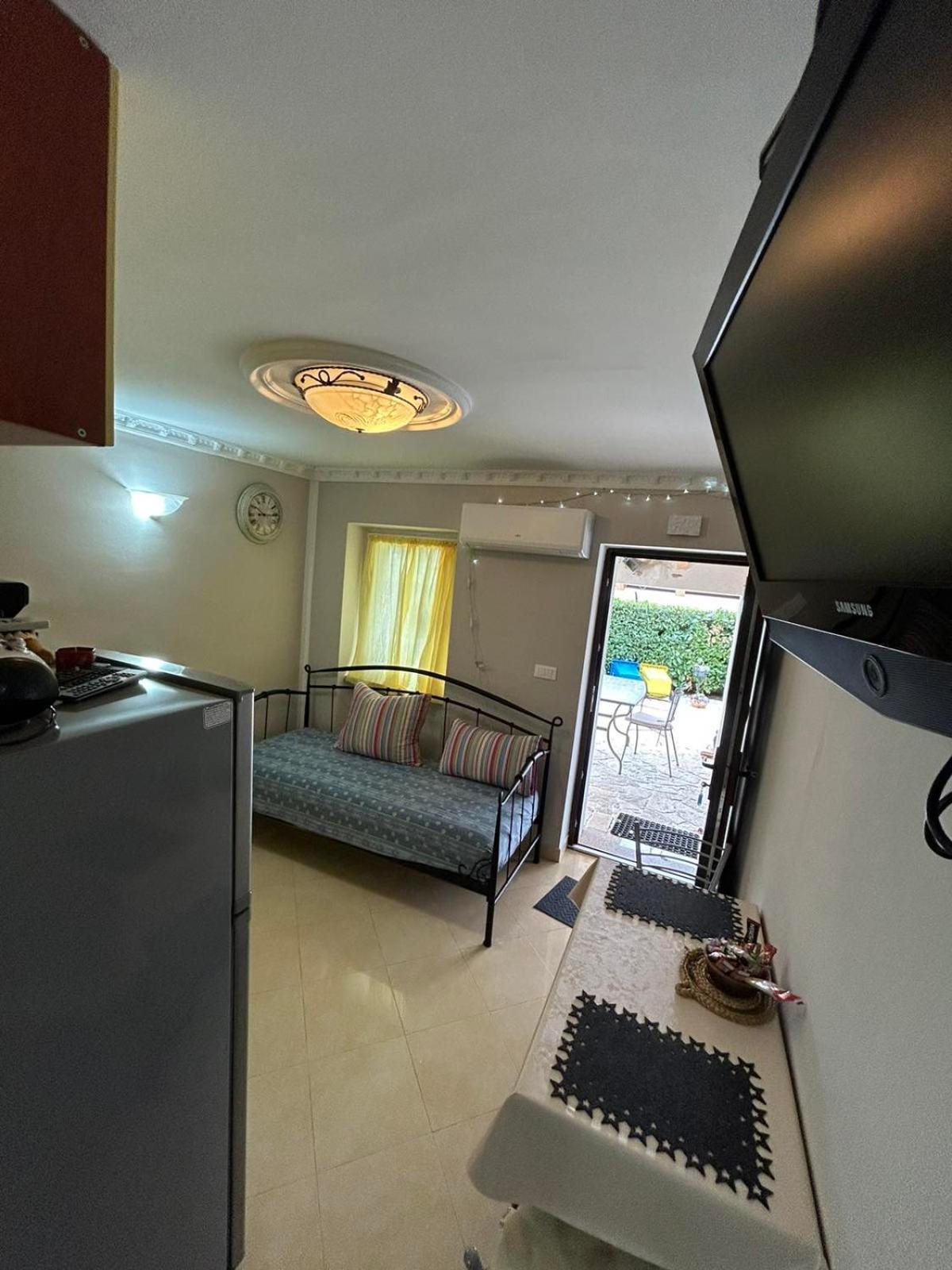 Apartman Pelcic,With Wifi And Free Parking Kostrena Exteriör bild
