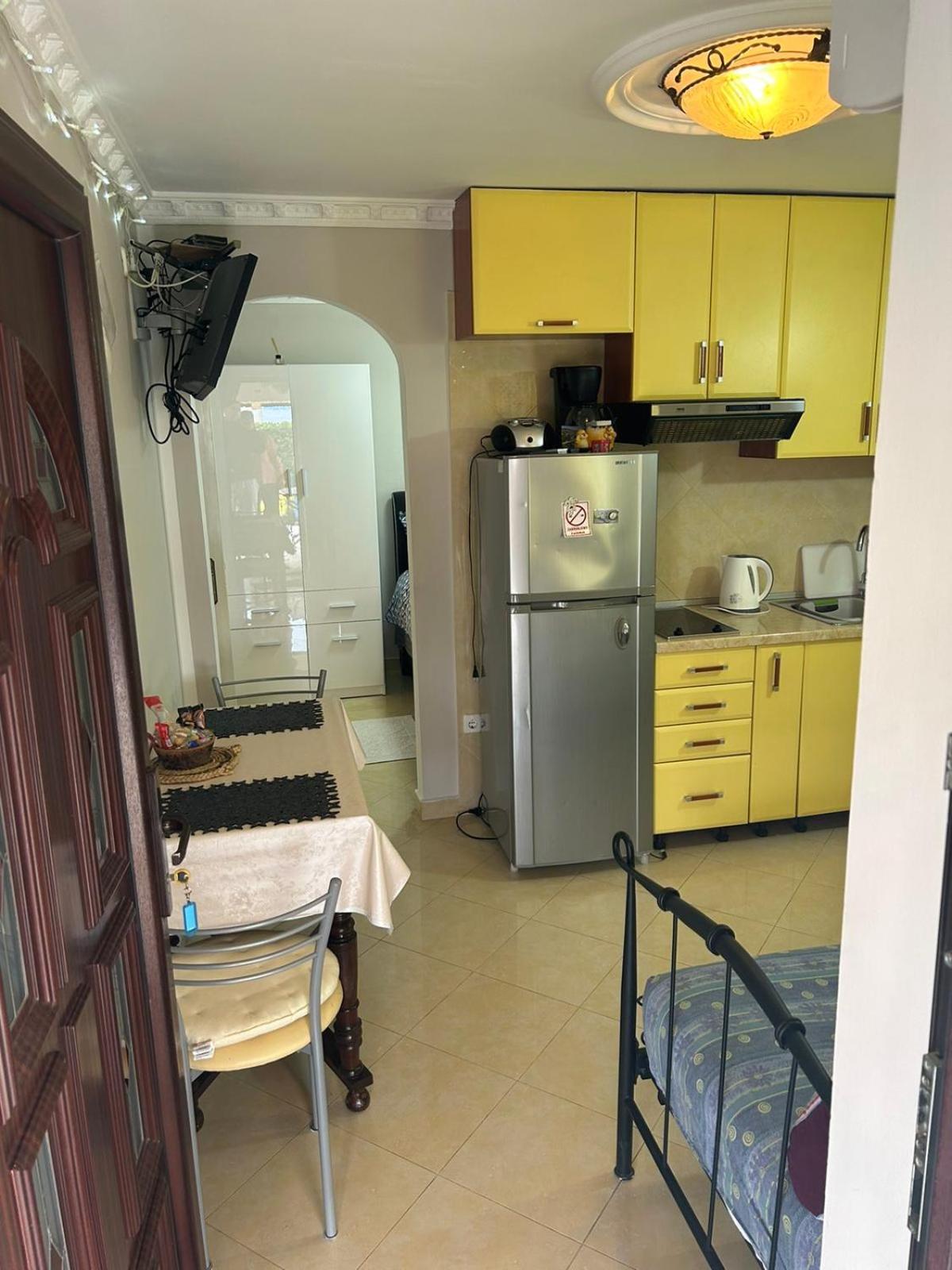 Apartman Pelcic,With Wifi And Free Parking Kostrena Exteriör bild