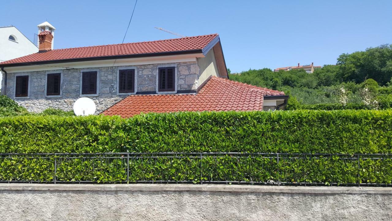 Apartman Pelcic,With Wifi And Free Parking Kostrena Exteriör bild