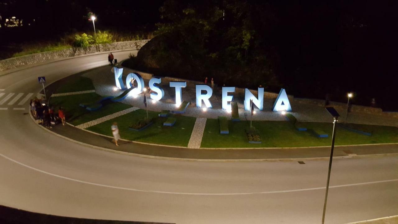 Apartman Pelcic,With Wifi And Free Parking Kostrena Exteriör bild